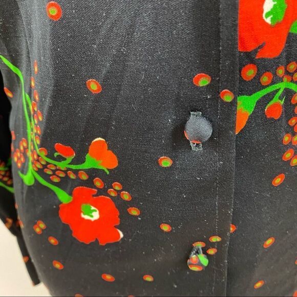 Ladies Vintage Leslie J Poppy Print Button Down - Picture 11 of 15